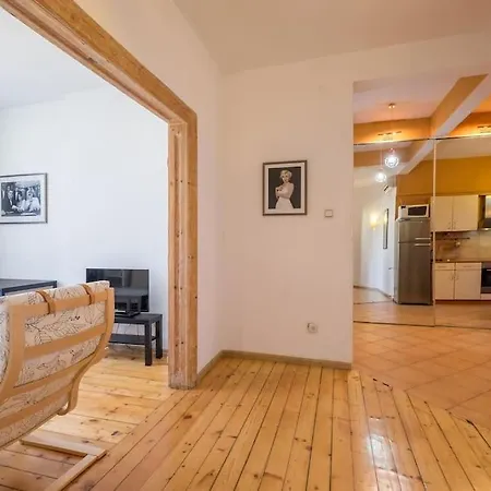 Cozy Flat In The Heart Of * Sófia